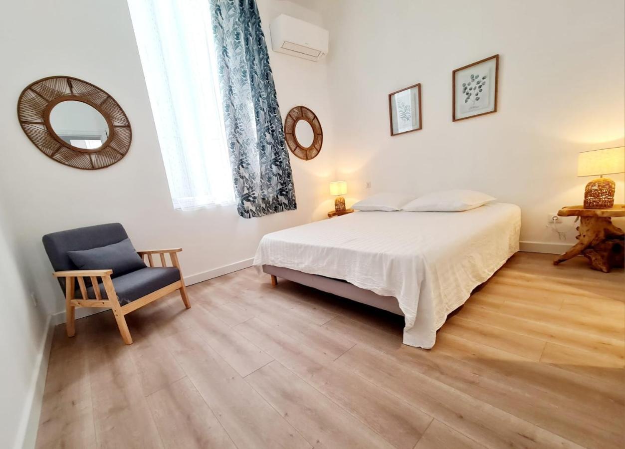 Le Marty 1 Daire Carcassonne Dış mekan fotoğraf